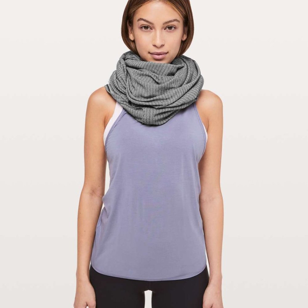 NWOT lululemon vinyasa scarf